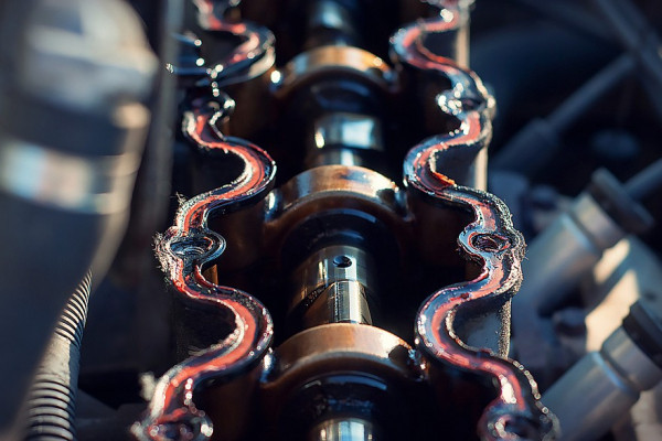 Как автолюбителям и бизнесу выбрать качественные смазочные материалы Как автолюбителям и бизнесу выбрать качественные смазочные материалы