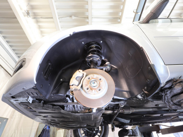 Пять причин, почему автомобилю необходимы подкрылки Пять причин, почему автомобилю необходимы подкрылки