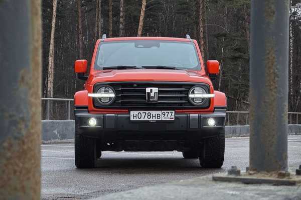 Старая внешность, новые колёса и никакого дизеля: тест-драйв обновлённого Tank 300 Старая внешность, новые колёса и никакого дизеля: тест-драйв обновлённого Tank 300