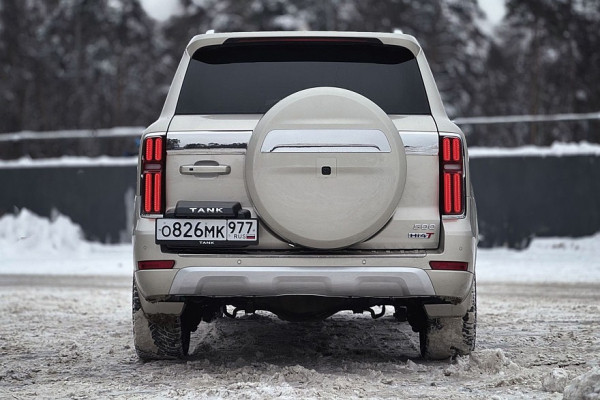 Танк на батарейках: тест-драйв Tank 500 Hi-Charge