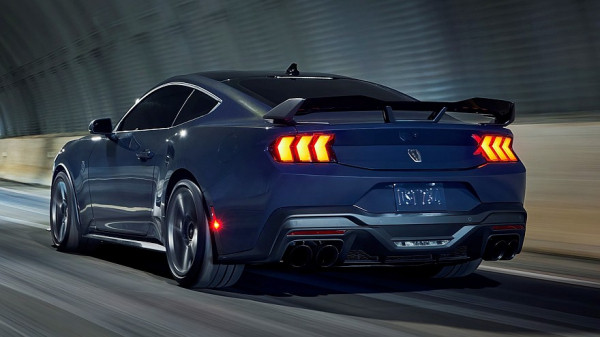 Для Ford F-150 и Mustang с атмосферным V8 готов заводской компрессорный апгрейд Для Ford F-150 и Mustang с атмосферным V8 готов заводской компрессорный апгрейд