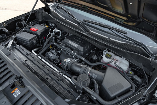 Масл-трак Hennessey Chevrolet Silverado ZR2 Goliath 700: Голиаф против рептилоидов