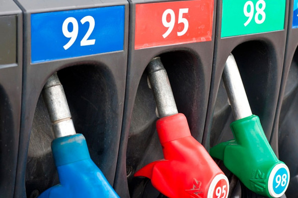 Пустой бак убивает бензонасос, а ABS удлиняет тормозной путь: факты, похожие на мифы