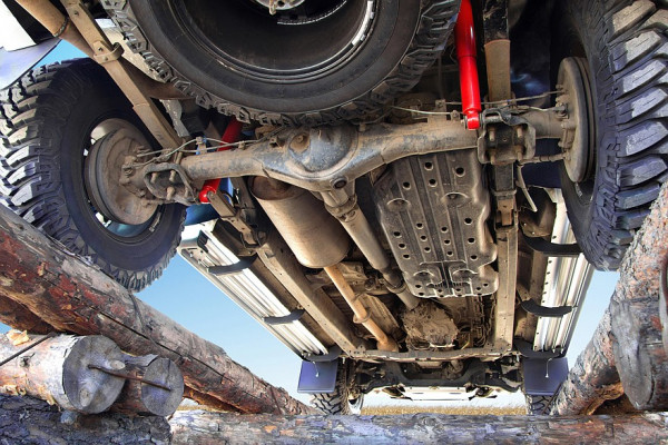 Разгруженные и полуразгруженные полуоси: особенности конструкции и обслуживания