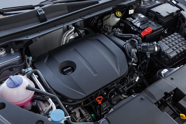 Внешность в стиле &laquo;электричек&raquo; и новый салон: тест-драйв новой Omoda C5