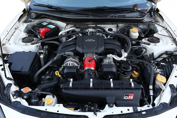 Хачироку с привкусом Subaru: опыт владения Toyota GR86